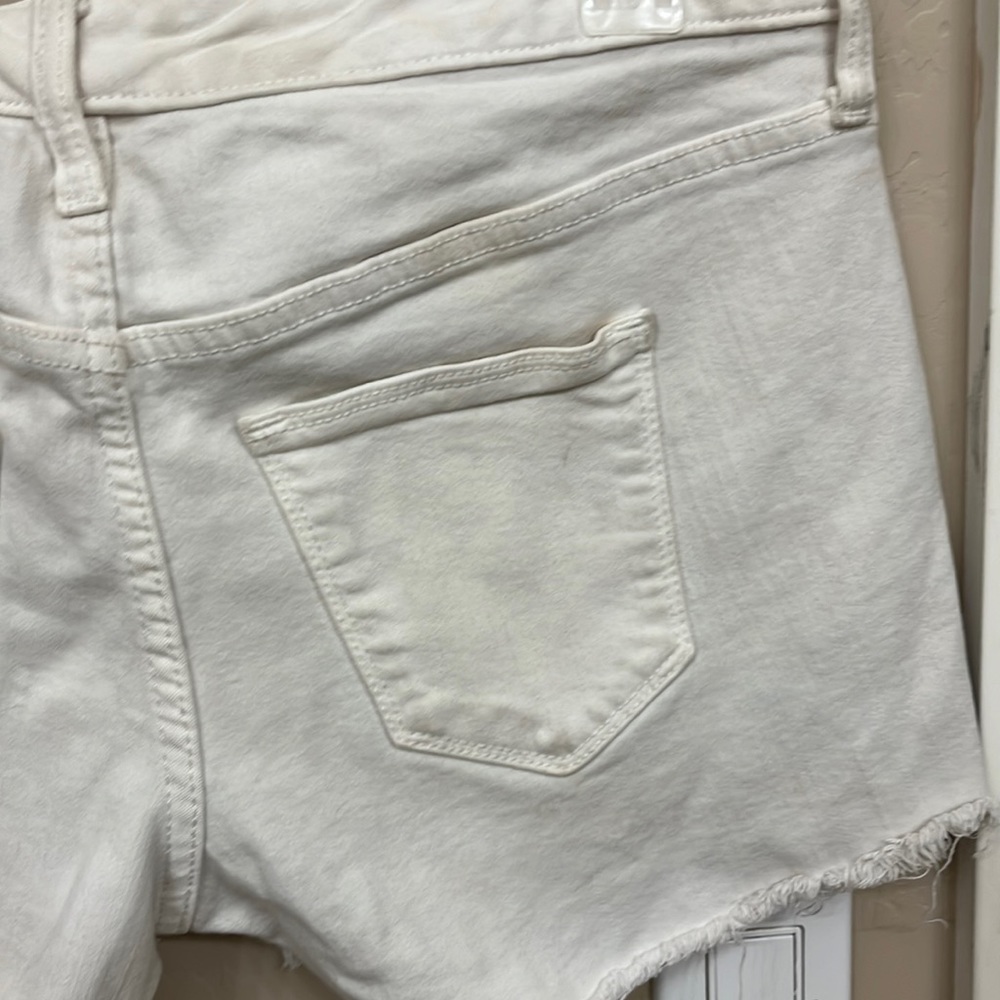 white jean shorts - Picture 4 of 4